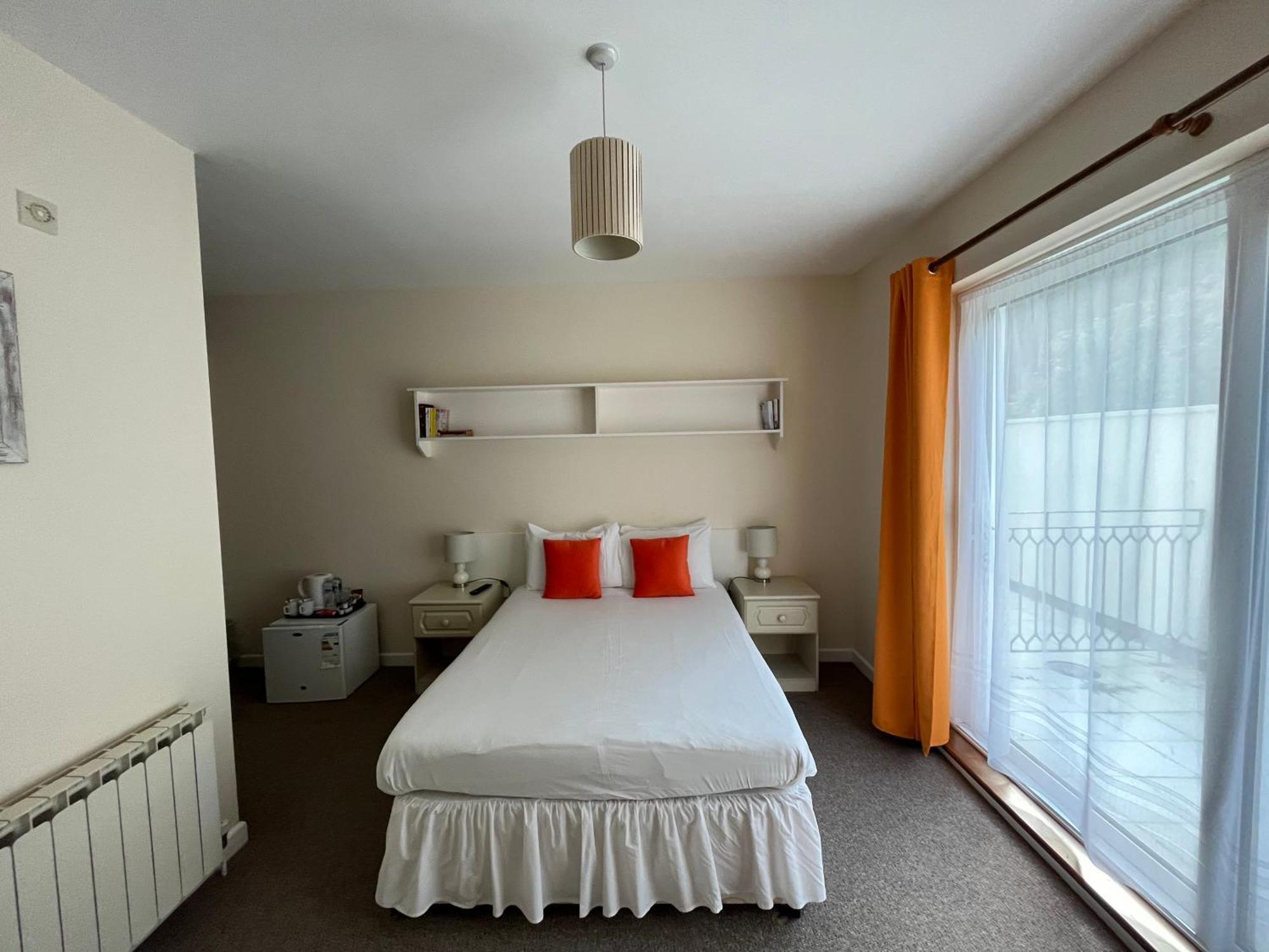 The Prince Of Wales Hotel St Ouen's المظهر الخارجي الصورة