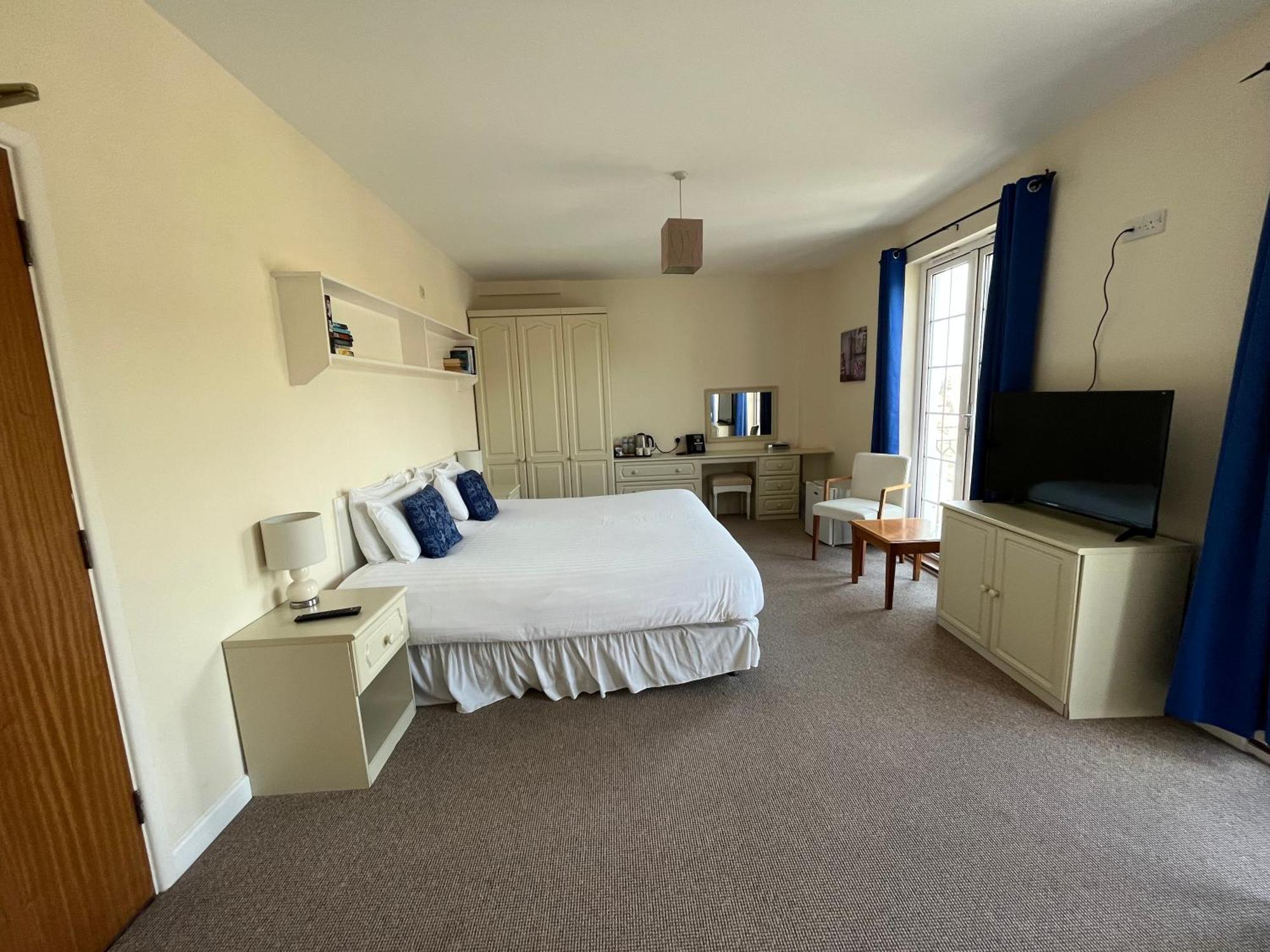 The Prince Of Wales Hotel St Ouen's المظهر الخارجي الصورة